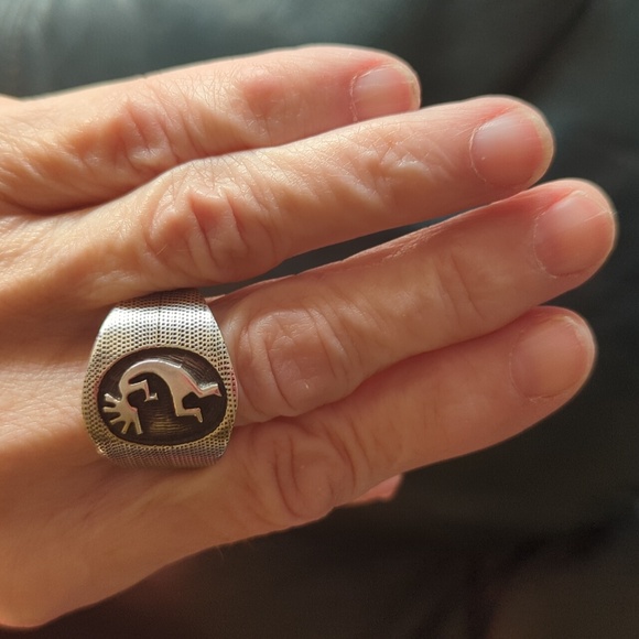Vintage Native American Kokopelli Ring  Size 13 1/2 - Picture 10 of 10